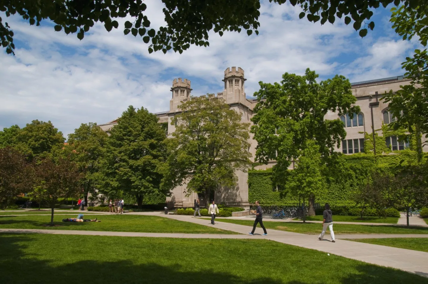 2. University of Chicago (Booth)