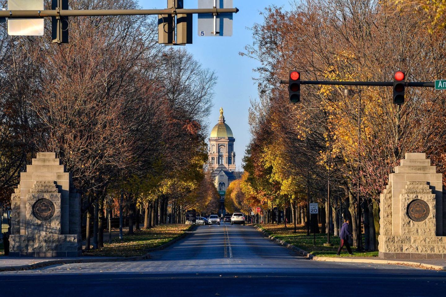 33. University of Notre Dame (Mendoza)